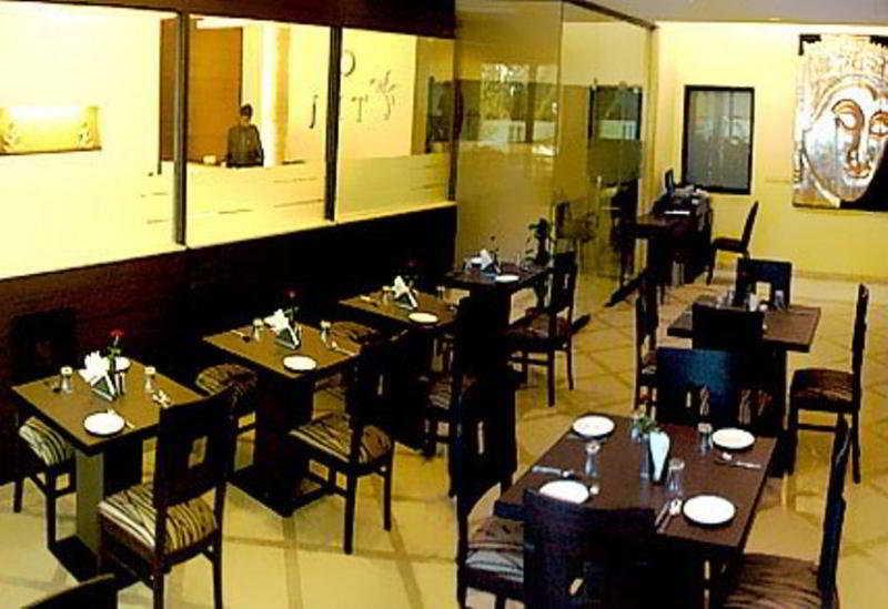 Jht Hotels New Delhi Exterior photo