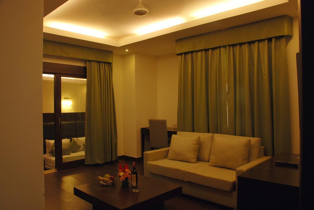 Jht Hotels New Delhi Exterior photo
